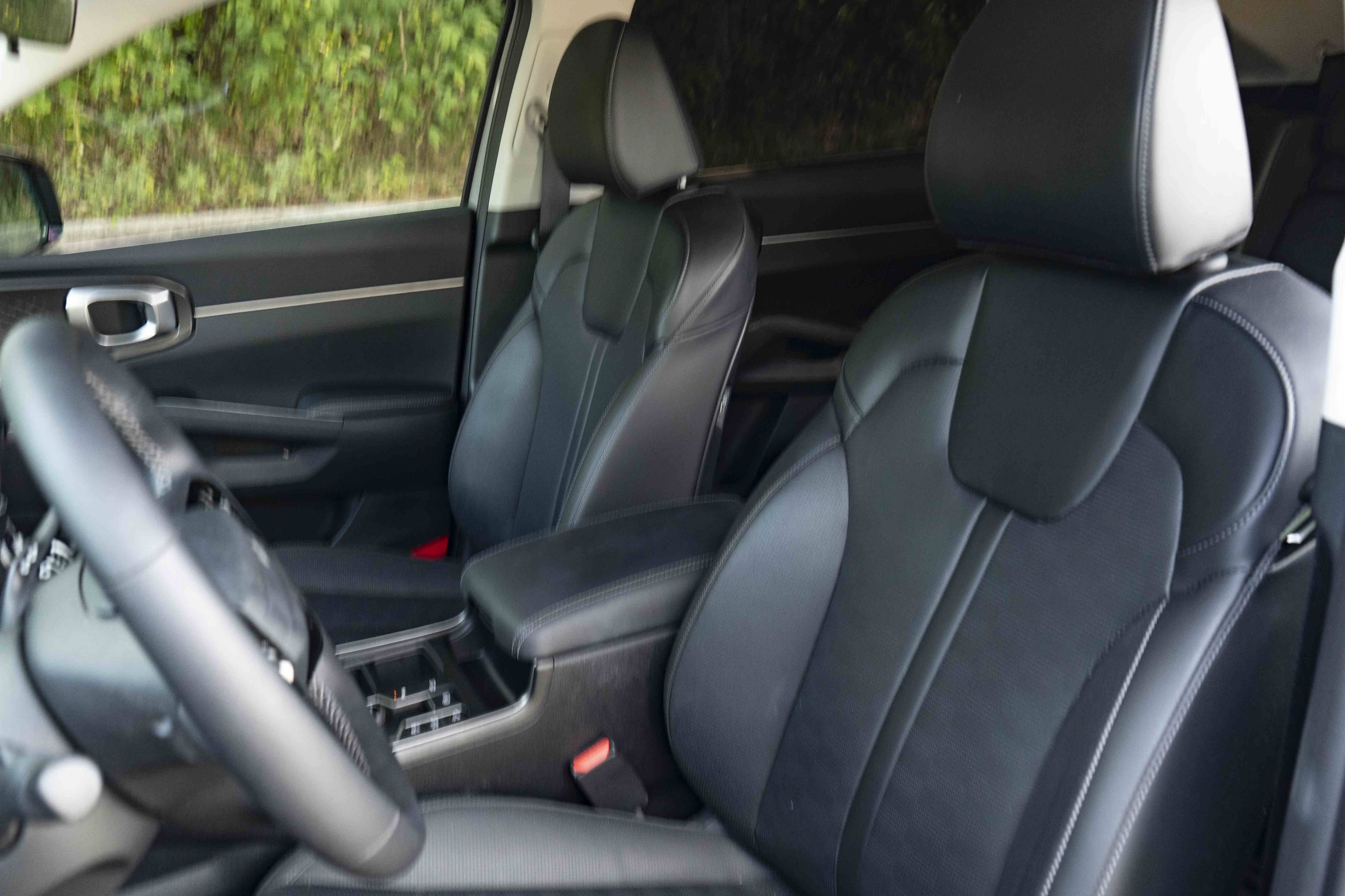 Used 2026 Kia Sorento S w/ S Panoramic Sunroof Package FWD image 17