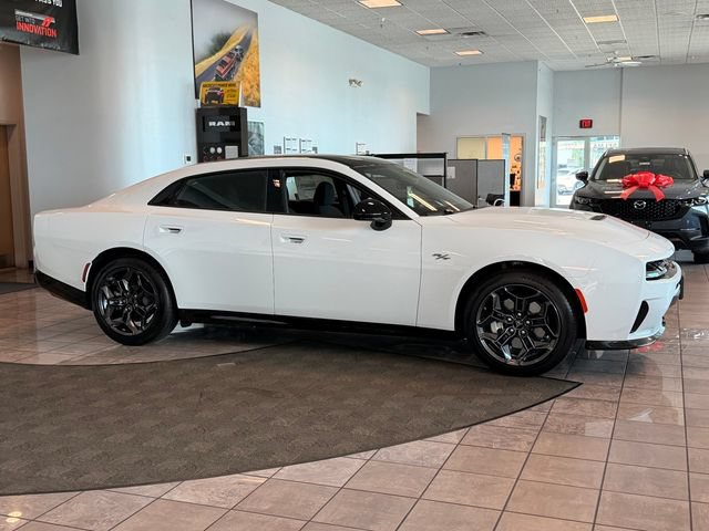 New 2026 Dodge Charger R/T w/ Blacktop Package AWD/4WD image 3