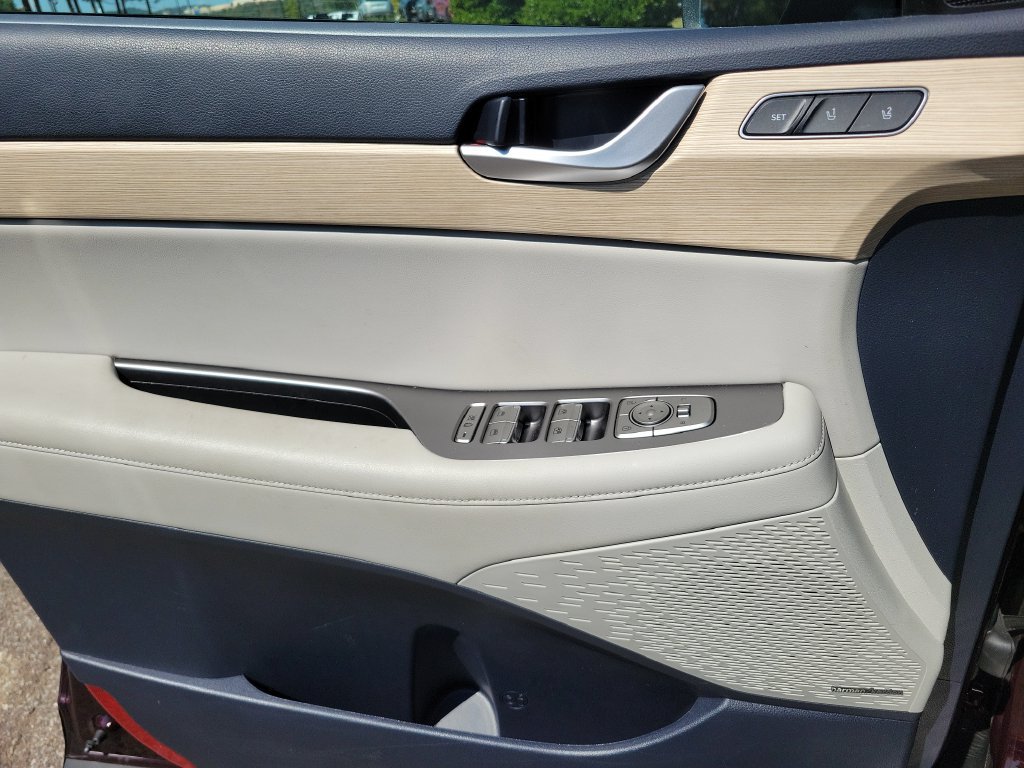 Used 2023 Hyundai Palisade Limited AWD/4WD image 28