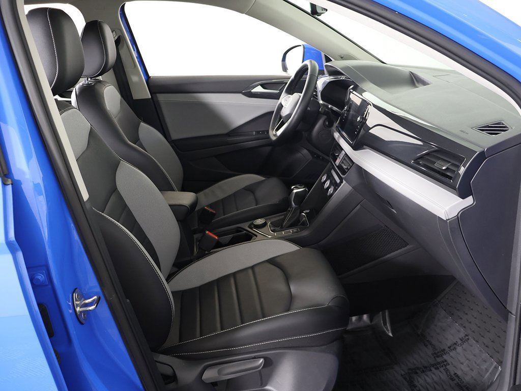 Used 2022 Volkswagen Taos SEL image 31