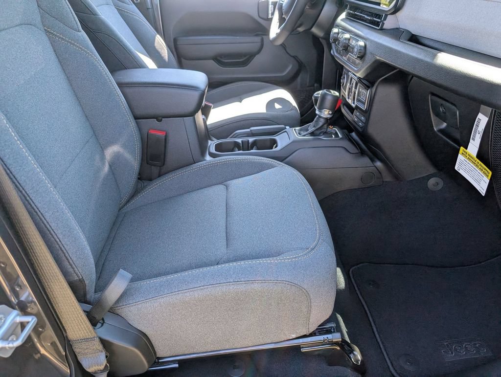 New 2026 Jeep Gladiator Sport AWD/4WD image 27