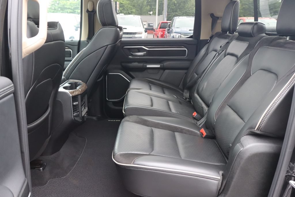 Used 2019 RAM 1500 Laramie AWD/4WD image 29