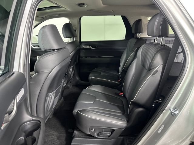 Used 2025 Hyundai Palisade Limited AWD/4WD image 45