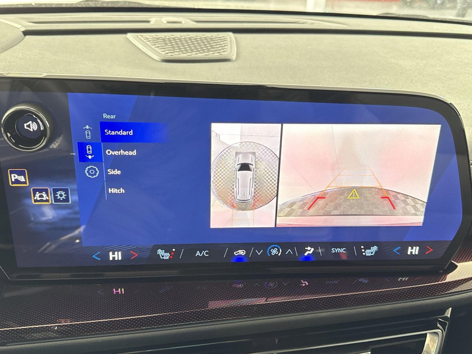 New 2026 Chevrolet Traverse Z71 w/ Enhanced Driving Package image 19