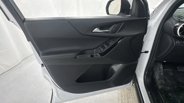 Used 2025 Chevrolet Equinox LT AWD/4WD image 18