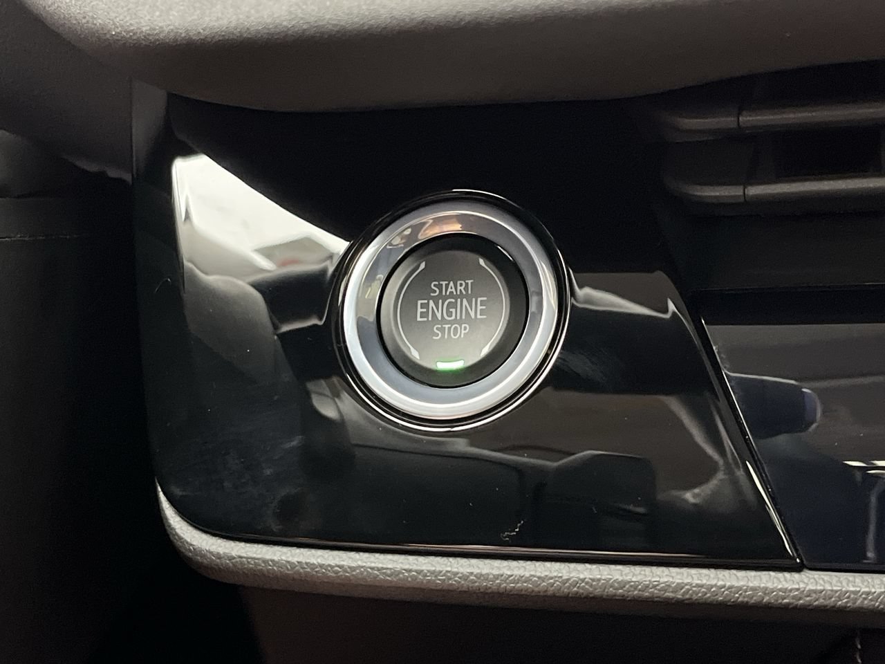 New 2026 Buick Envision Sport Touring AWD/4WD image 21
