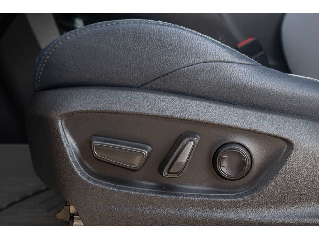 Certified 2023 Subaru Solterra AWD image 16