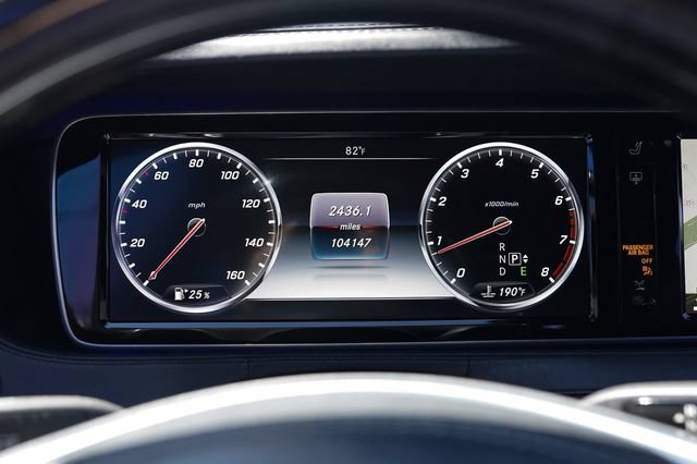 Used 2015 Mercedes-Benz S 550 Sedan w/ Premium 1 Package image 30