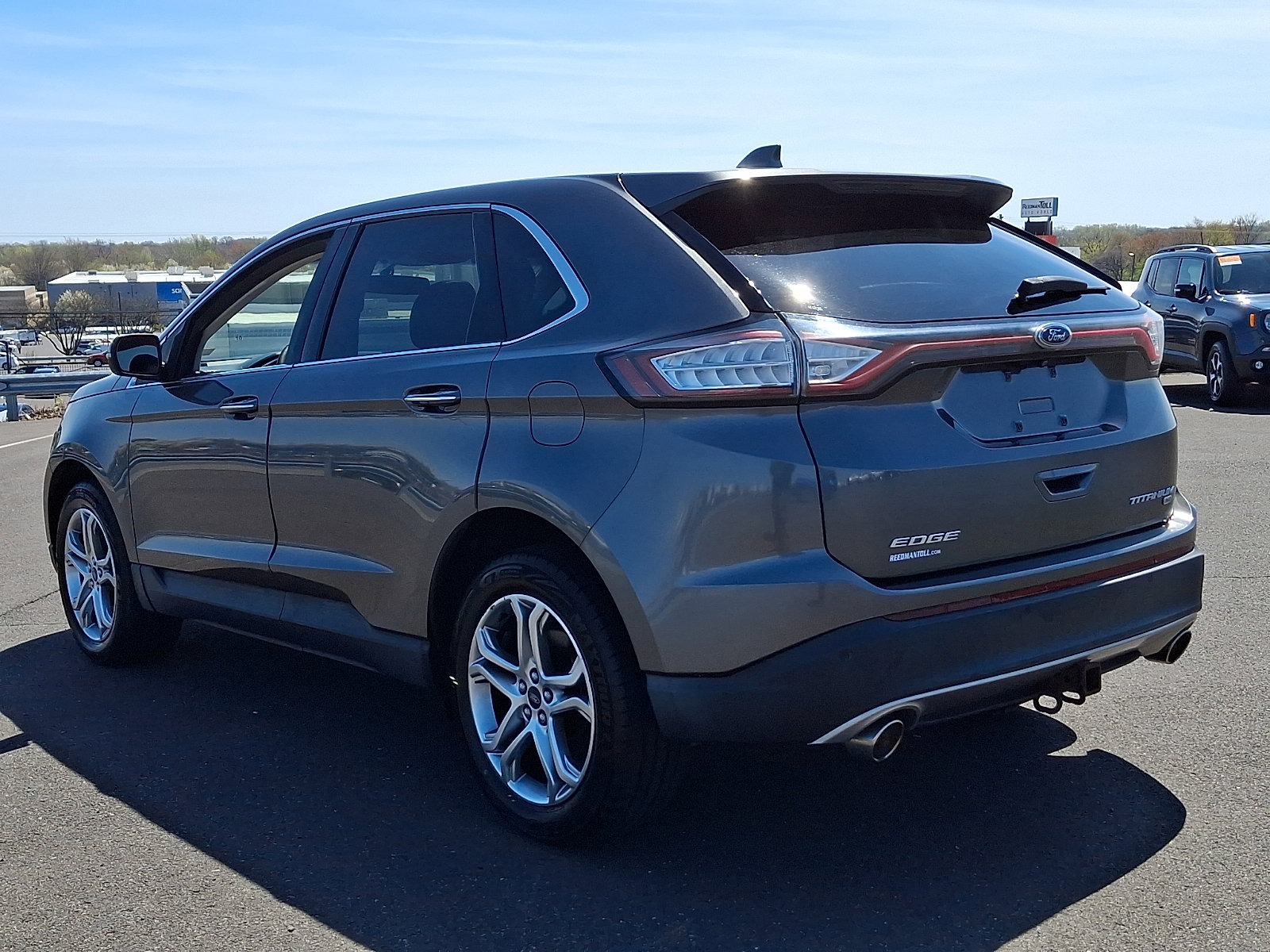 Used 2016 Ford Edge Titanium w/ Equipment Group 301A AWD/4WD image 4