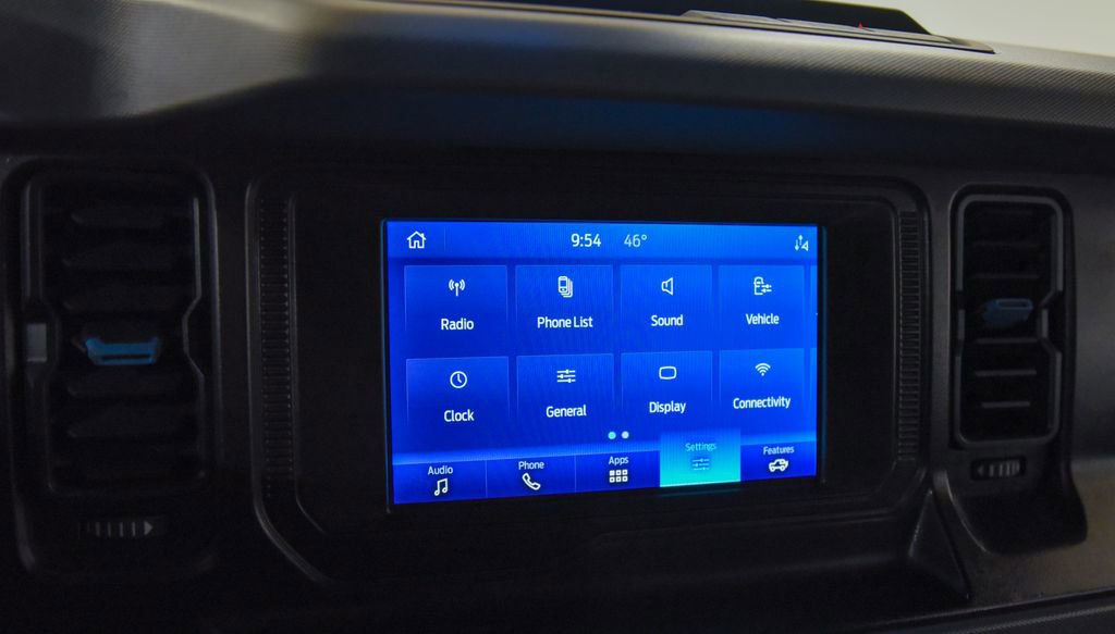 Used 2021 Ford Bronco Black Diamond image 7