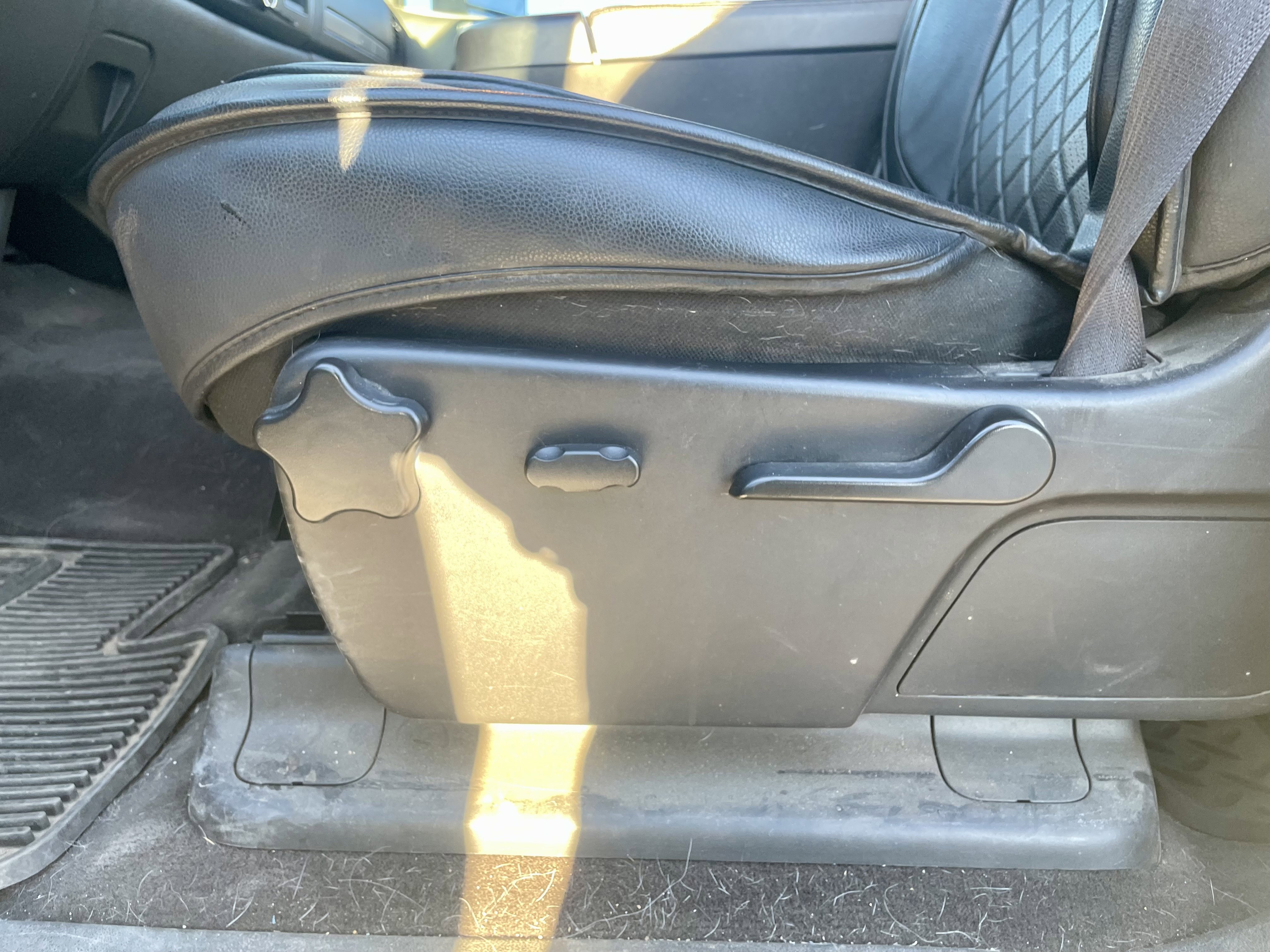 Used 2013 Chevrolet Silverado 2500 LT w/ Interior Plus Package image 15