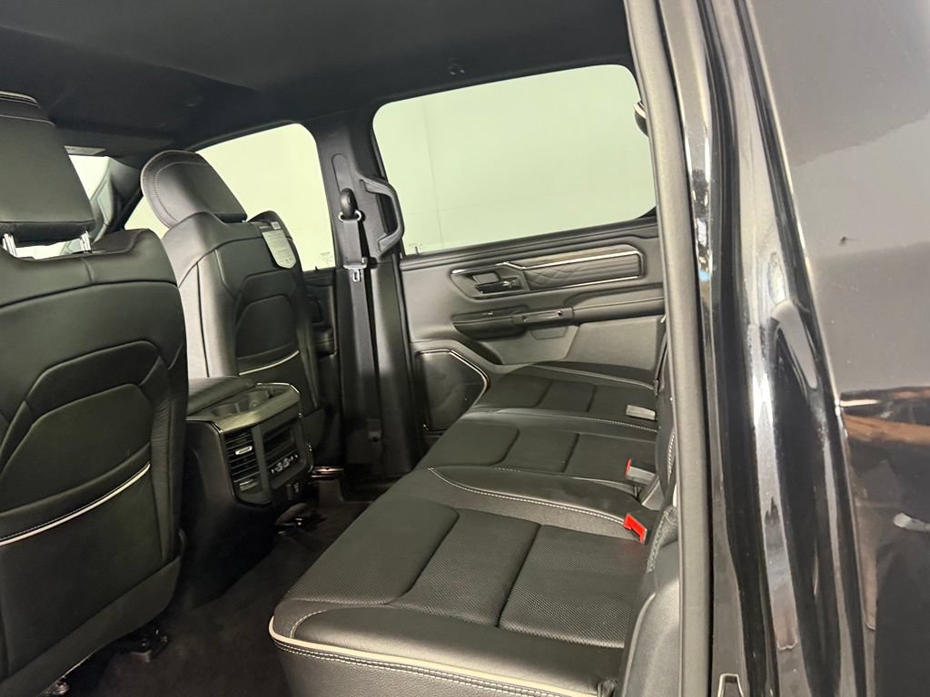 Used 2025 RAM 1500 Limited AWD/4WD image 27
