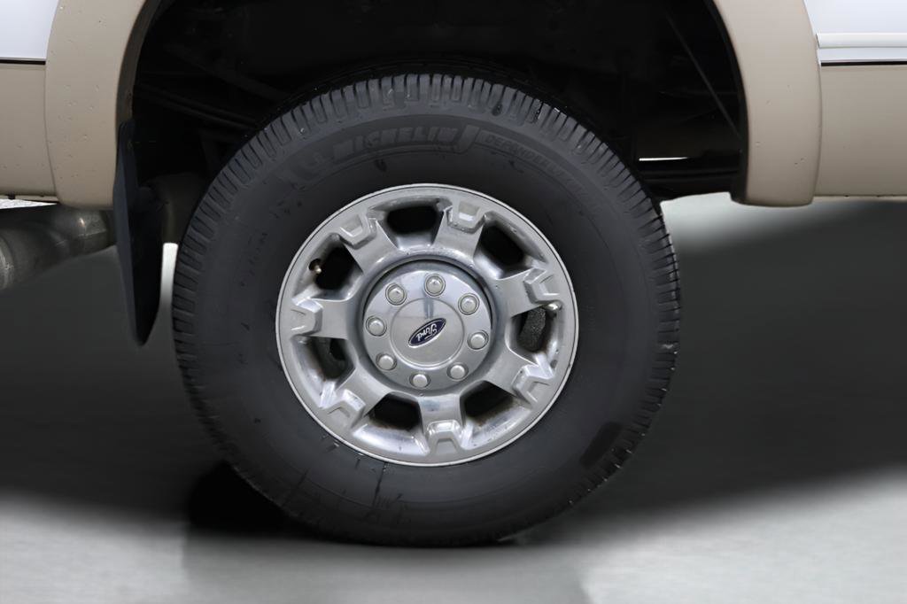 Used 2012 Ford F350 Lariat w/ Chrome Pkg image 11