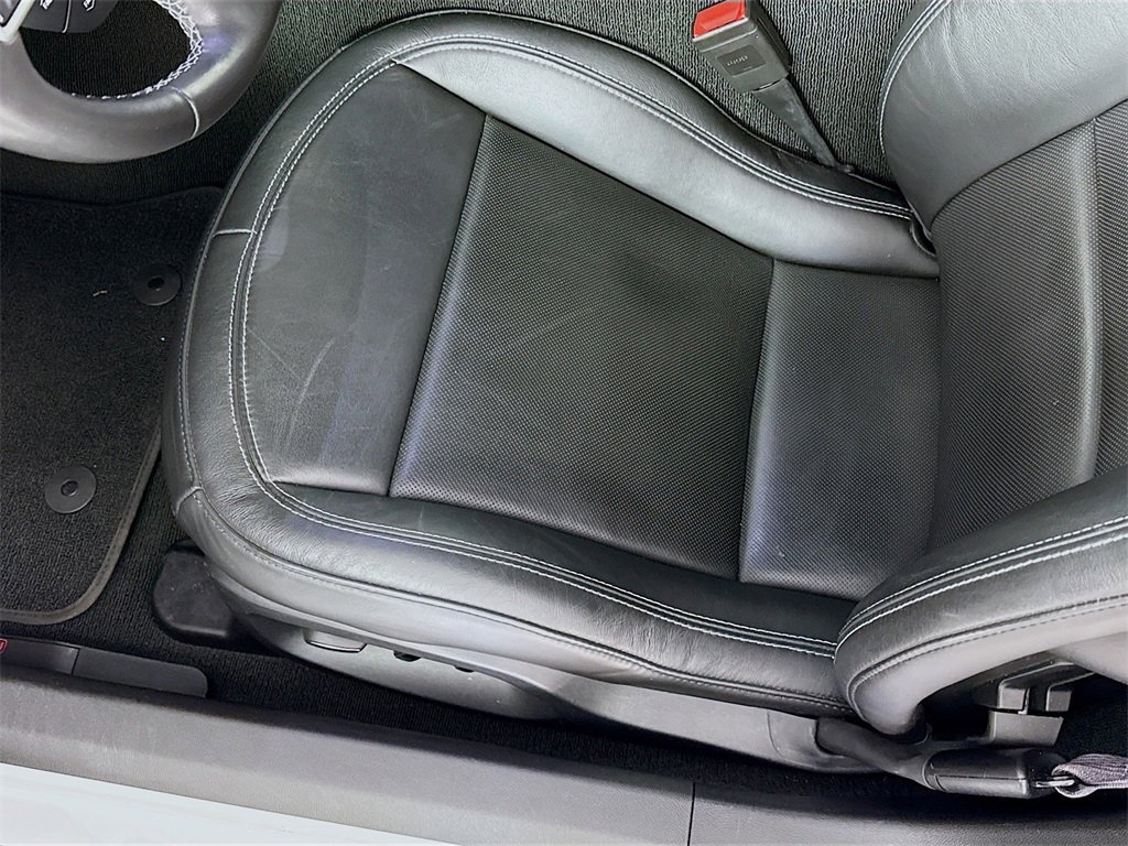 Used 2015 Chevrolet Corvette Stingray Convertible w/ 3LT Preferred Equipment Group image 21