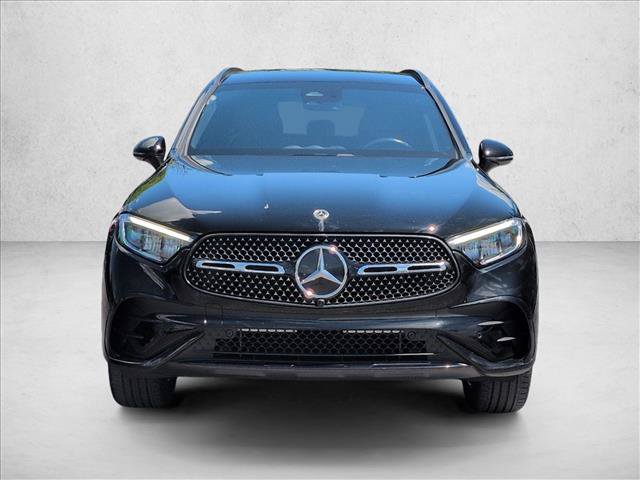 Used 2024 Mercedes-Benz GLC 300 image 2