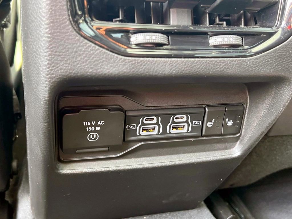 Used 2022 Jeep Grand Cherokee Limited 4xe image 14