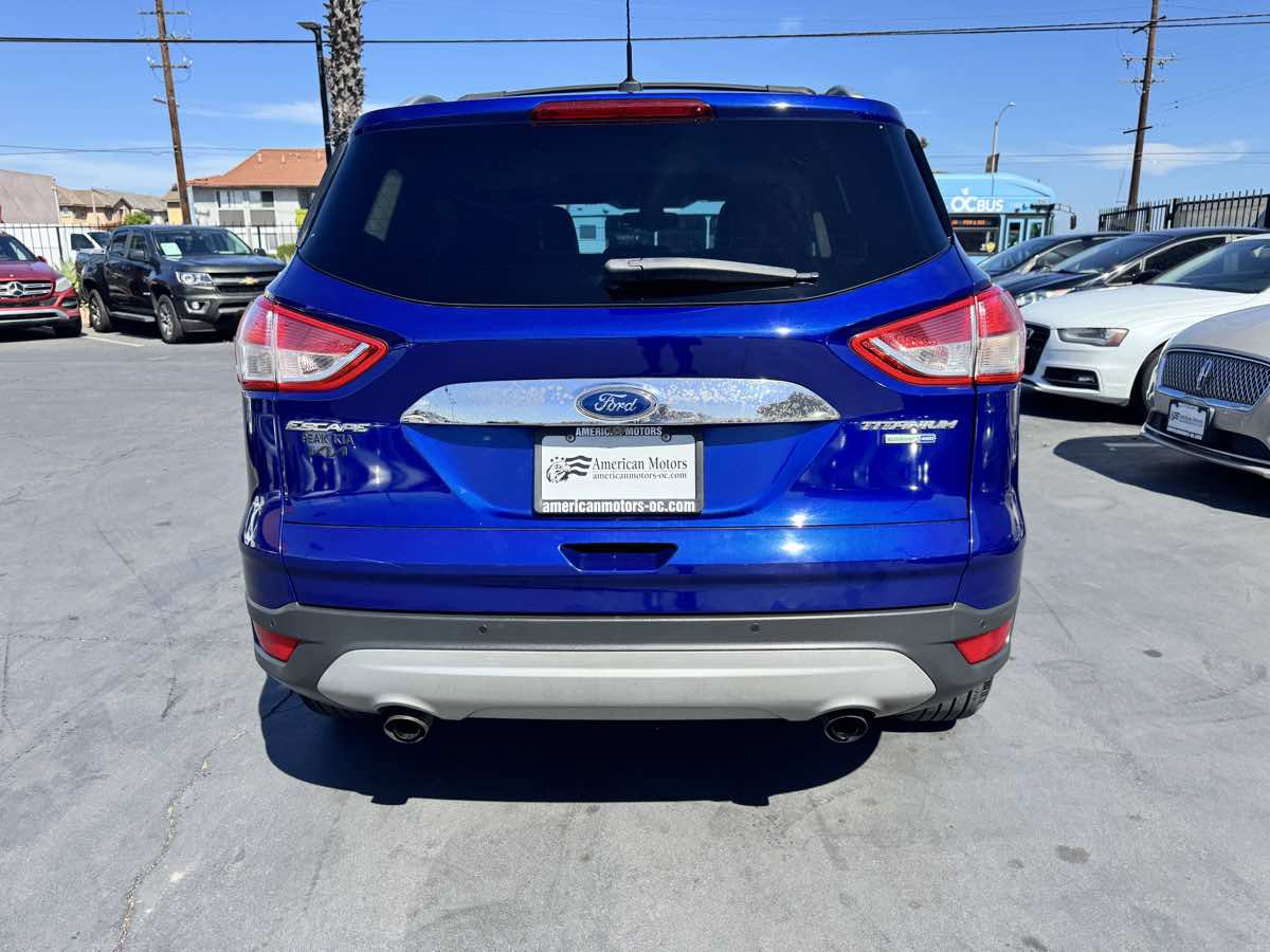 Used 2015 Ford Escape Titanium w/ Equipment Group 301A AWD/4WD image 3