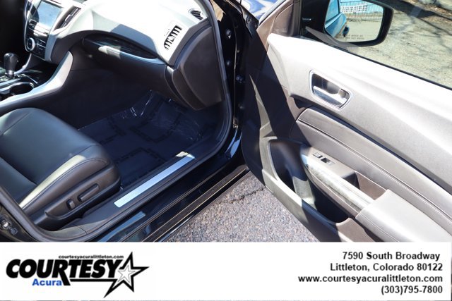 Used 2019 Acura TLX image 33