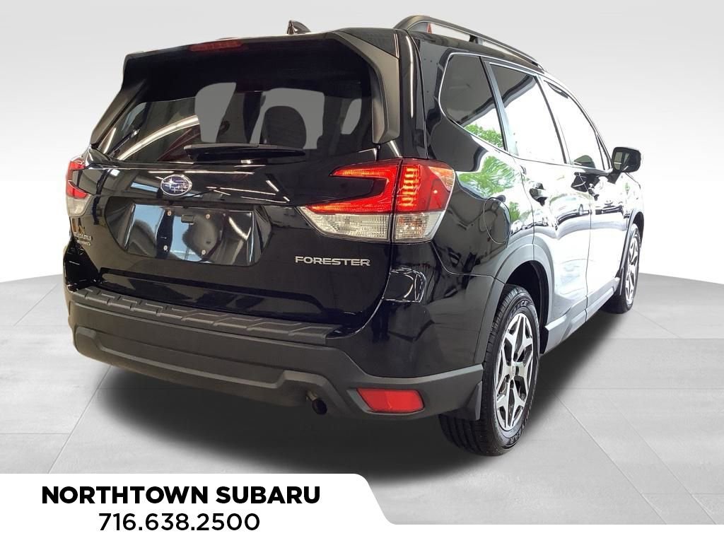 Used 2019 Subaru Forester Premium AWD/4WD image 17