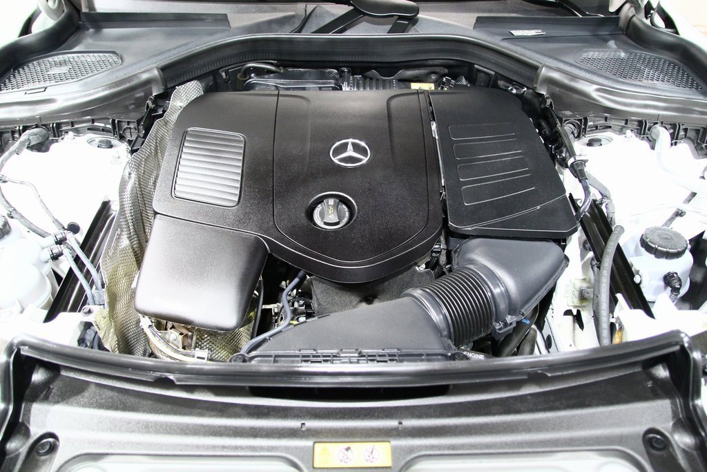 Certified 2025 Mercedes-Benz GLC 300 4MATIC image 29
