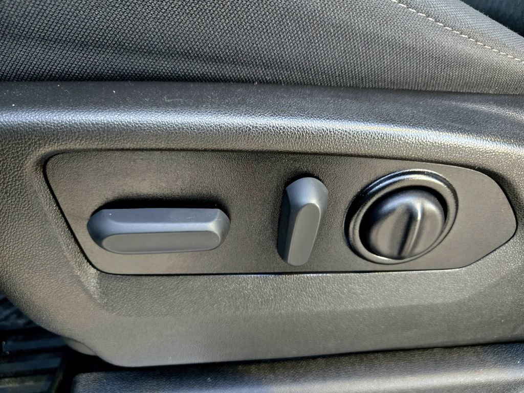 Used 2021 Chevrolet Silverado 1500 LT Trail Boss image 26