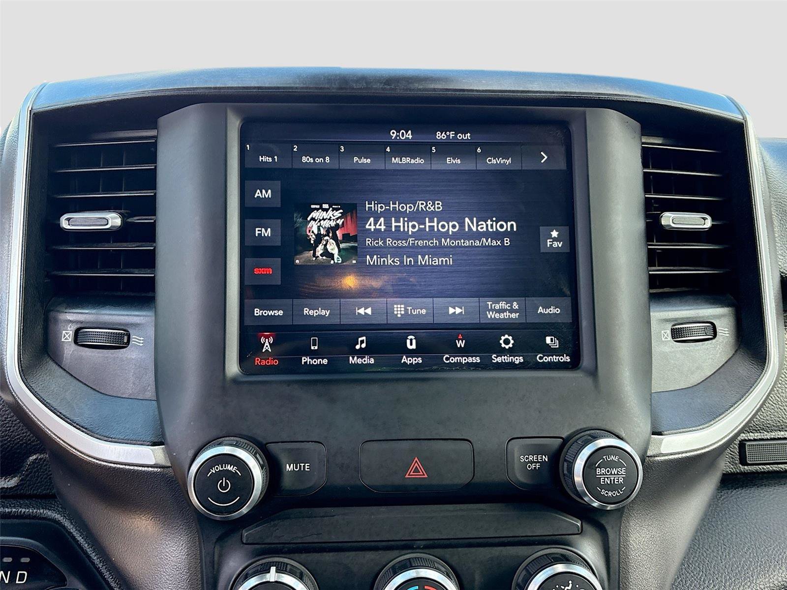 Used 2019 RAM 1500 Big Horn AWD/4WD image 14