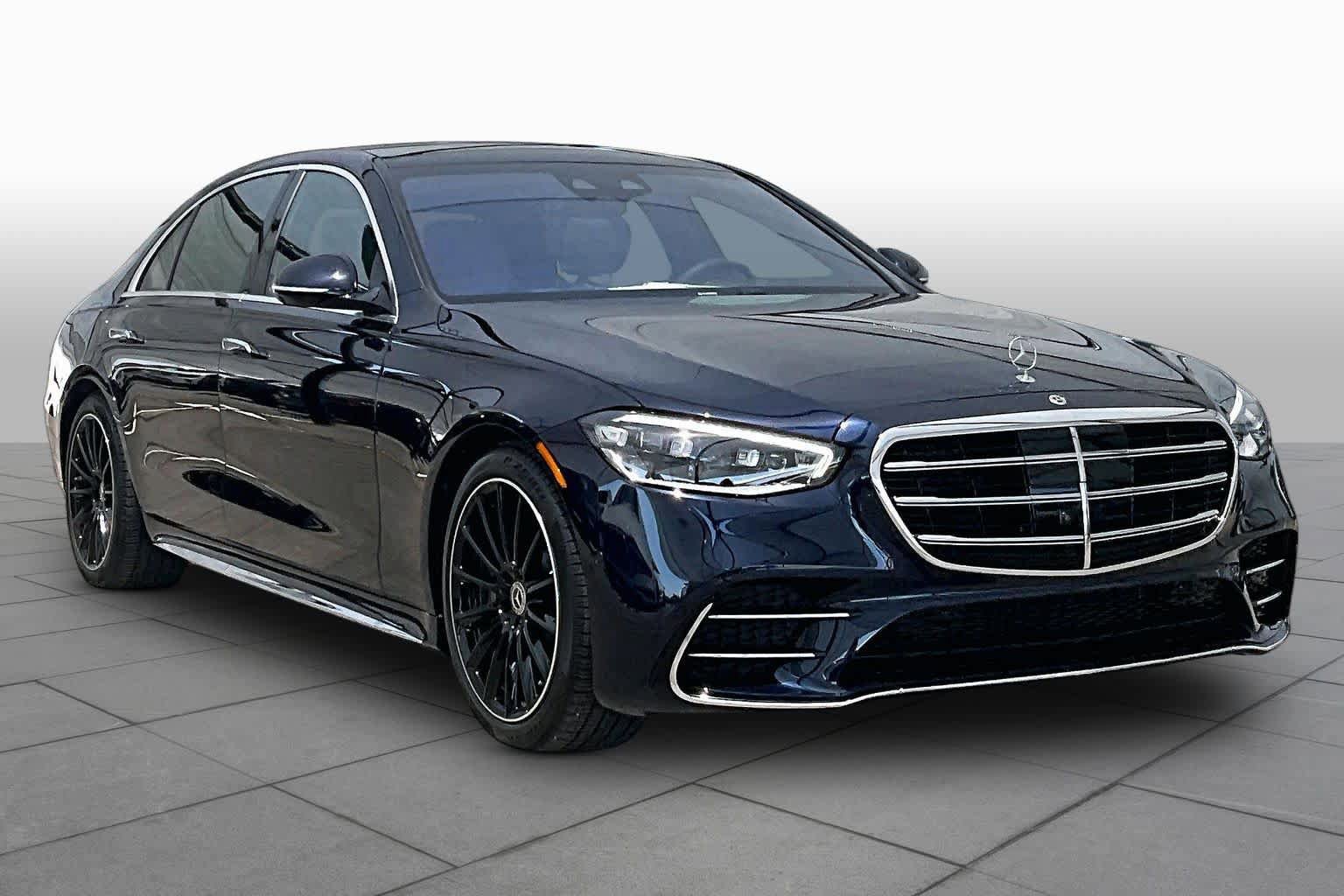 New 2026 Mercedes-Benz S 580e 4MATIC Sedan image 2