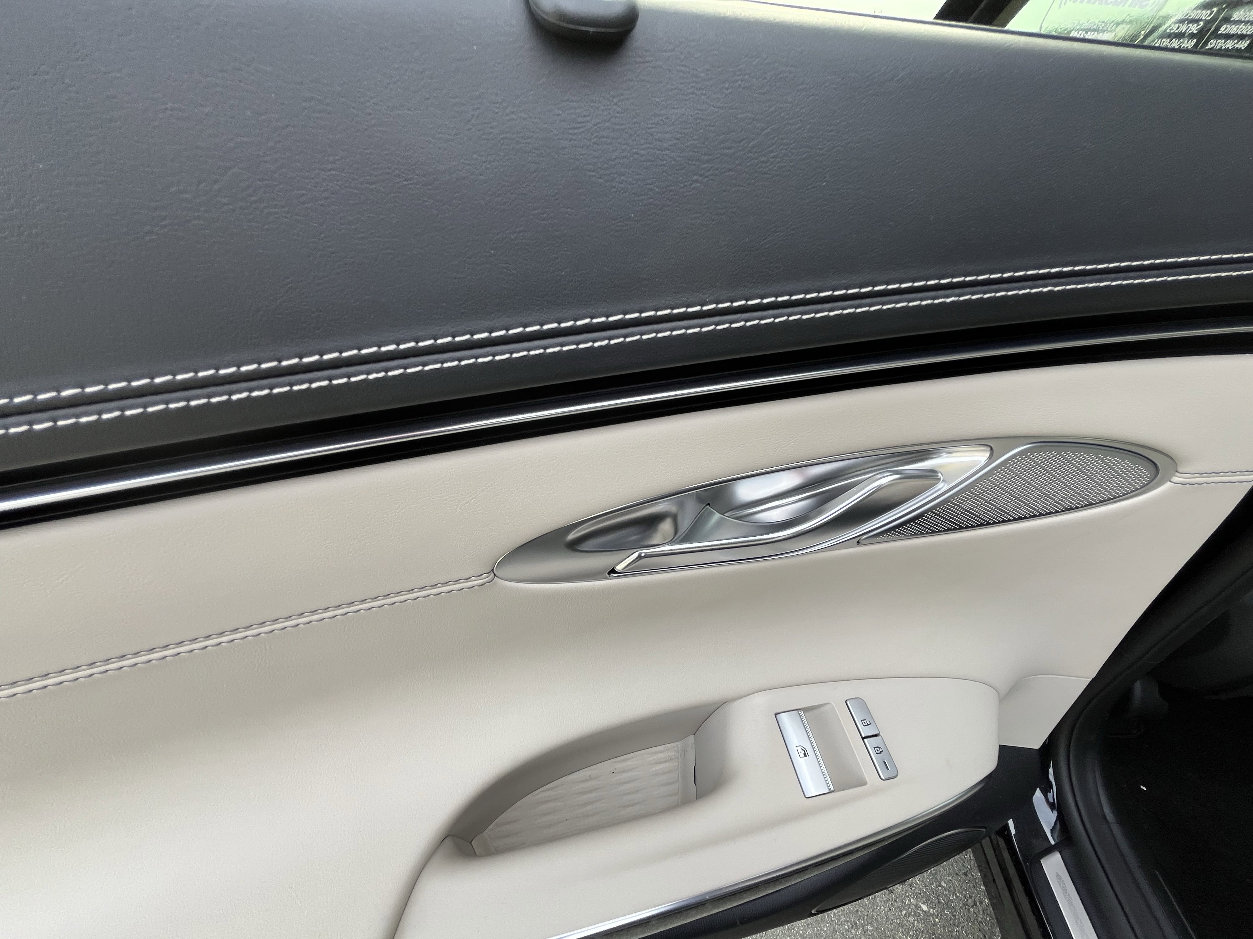 Used 2023 Genesis GV70 3.5T Sport w/ Sport Prestige Package image 28