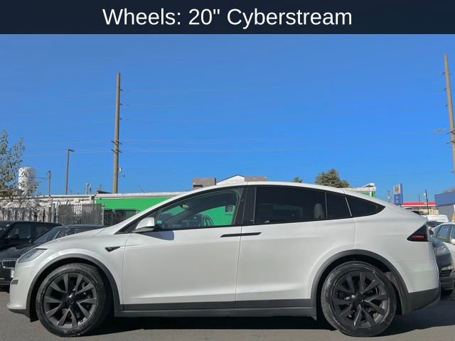 Used 2023 Tesla Model X Plaid image 8