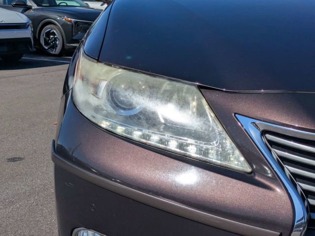 Used 2013 Lexus ES 300h w/ Luxury Pkg image 9