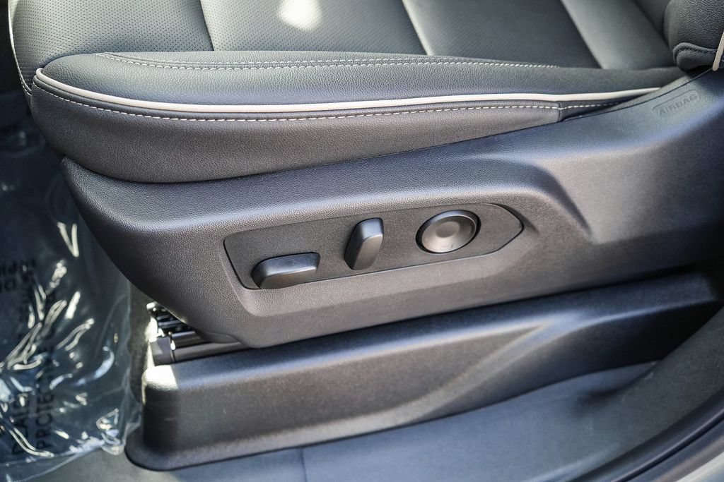 New 2026 Chevrolet Suburban Premier AWD/4WD image 22