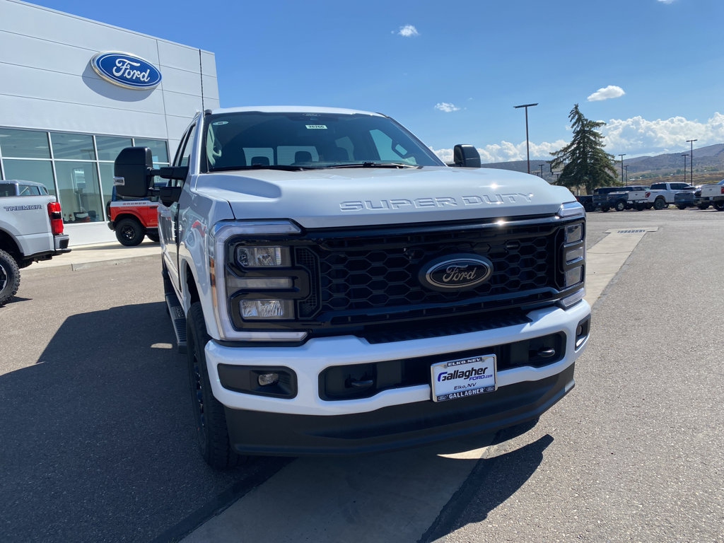 New 2026 Ford F250 4x4 Crew Cab Super Duty image 17