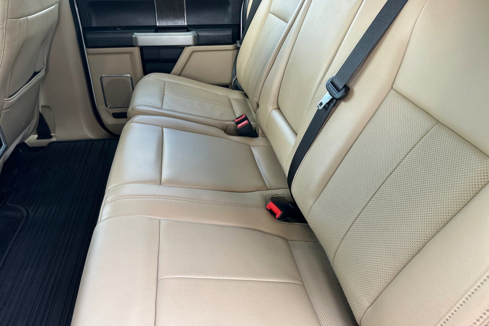 Used 2020 Ford F250 Lariat w/ Lariat Ultimate Package image 12