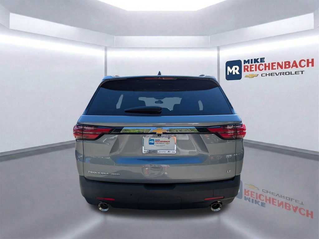 Used 2023 Chevrolet Traverse LT w/ LPO, Floor Liner Package AWD/4WD image 5