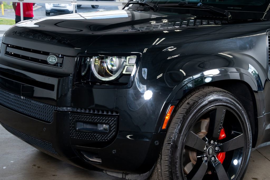 Used 2023 Land Rover Defender 110 X image 12