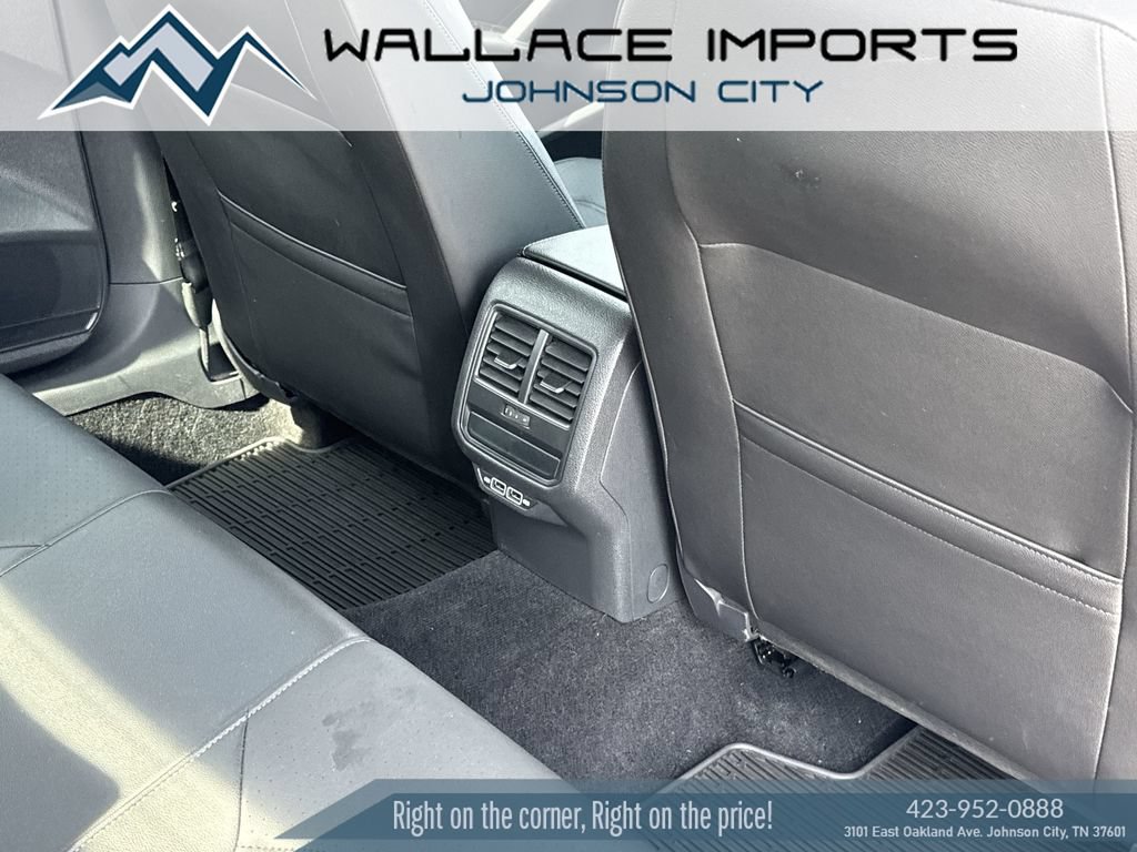 Used 2020 Volkswagen Passat 2.0T R-Line FWD image 37