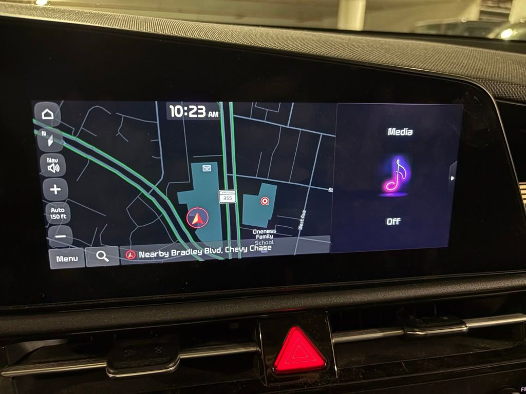 Certified 2023 Kia Niro Wave w/ Wave Preserve Package FWD image 17