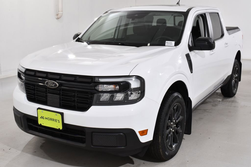 Used 2024 Ford Maverick Lariat w/ Black Appearance Package FWD image 2