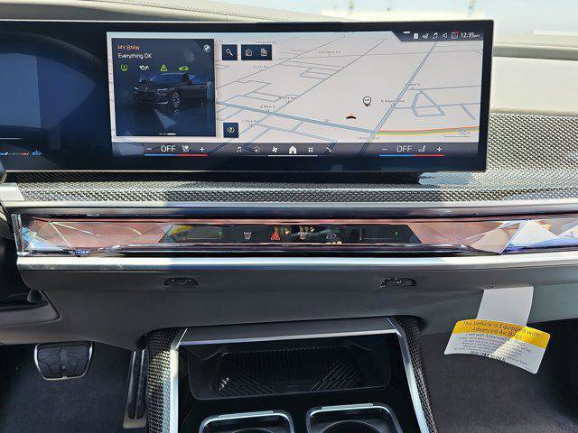 New 2025 BMW 760i xDrive w/ Executive Package image 23