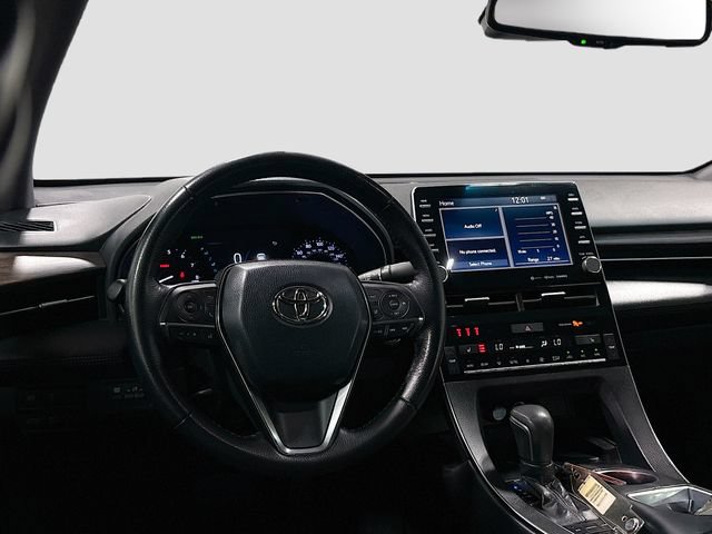 Used 2019 Toyota Avalon XLE FWD image 18