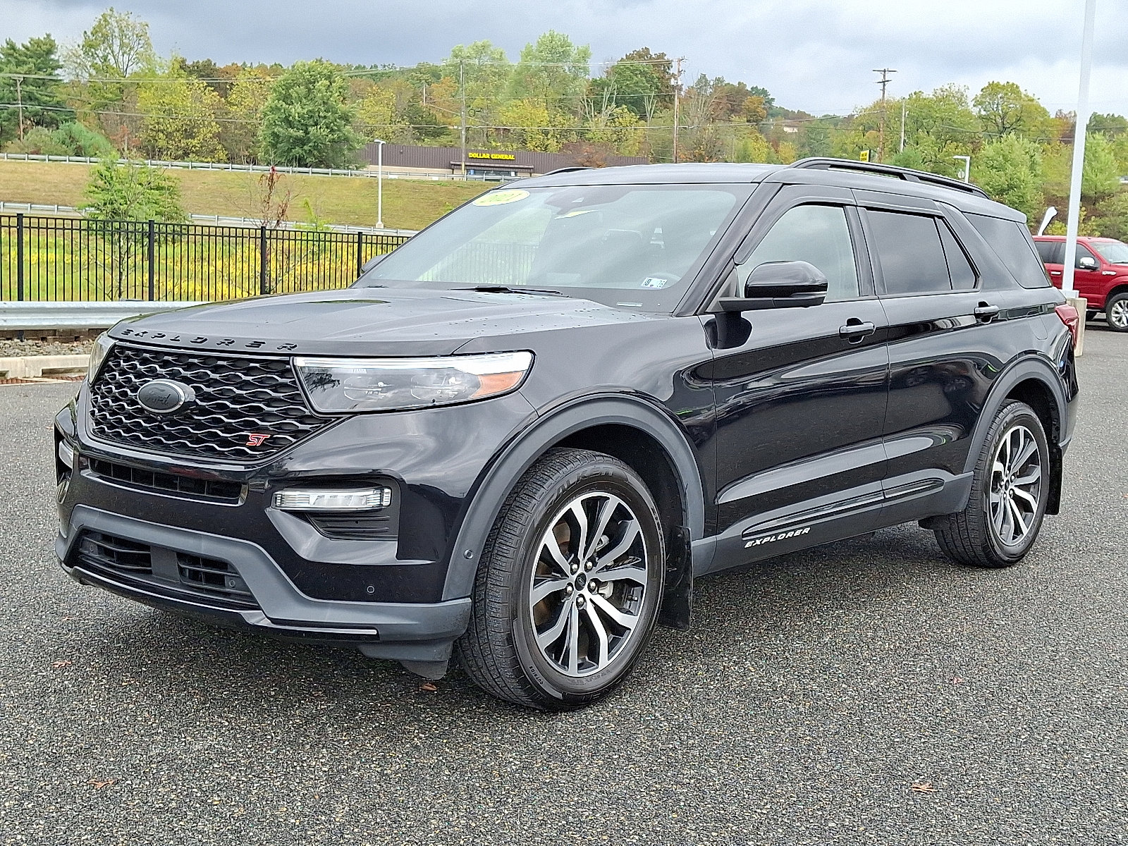 Certified 2021 Ford Explorer ST w/ Equipment Group 401A image 3