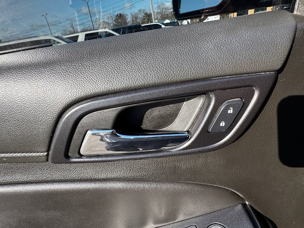 Used 2020 GMC Yukon SLE w/ SLE Value Package image 13