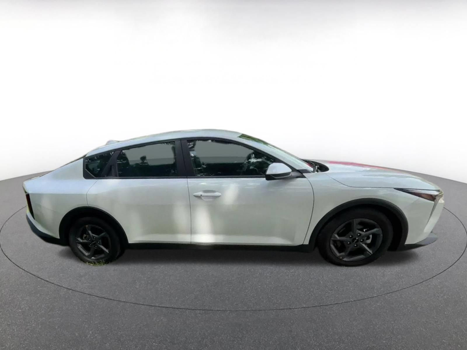 Used 2026 Kia K4 FWD image 15