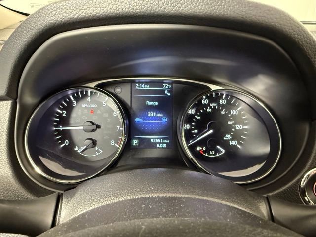 Used 2016 Nissan Rogue SV w/ SV Premium Package image 20