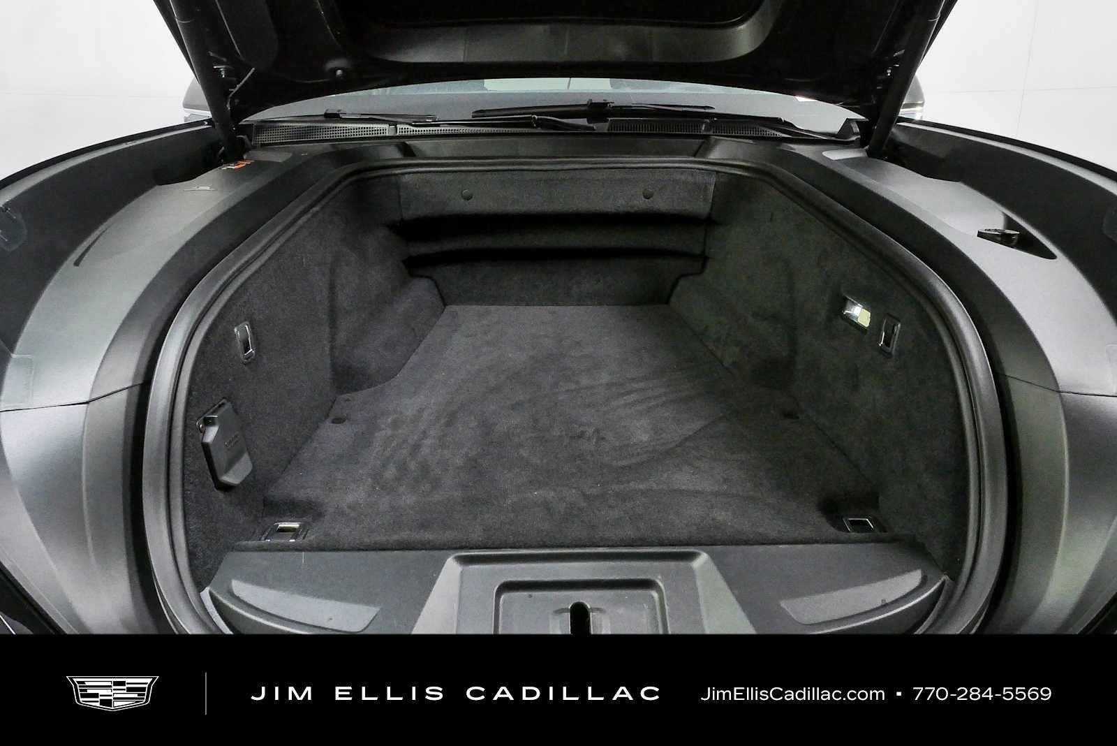 Certified 2025 Cadillac Escalade IQ Luxury 2 w/ LPO, Premium Carpet Package AWD/4WD image 36
