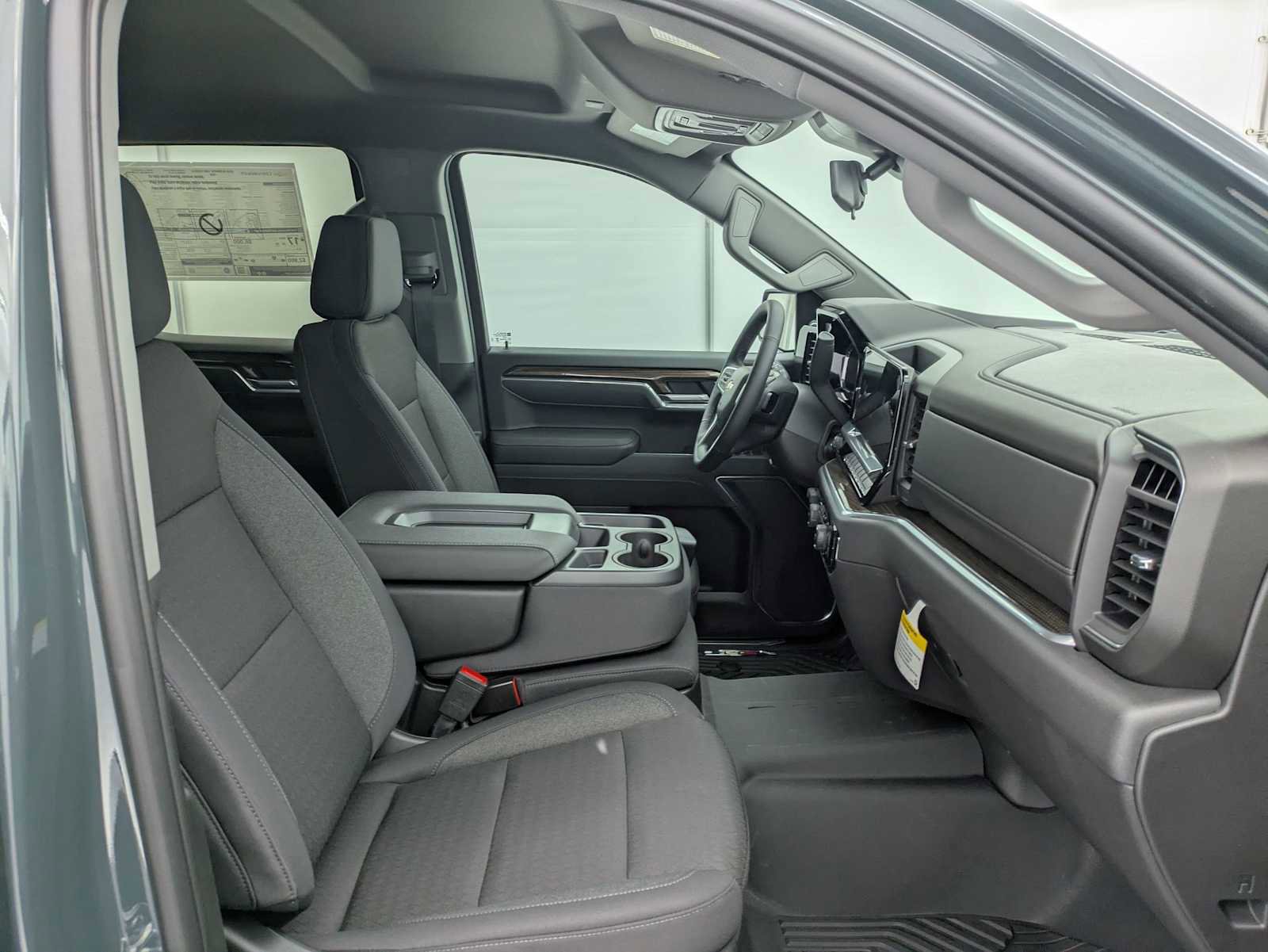 New 2026 Chevrolet Silverado 1500 LT w/ Z71 Off-Road Package image 23