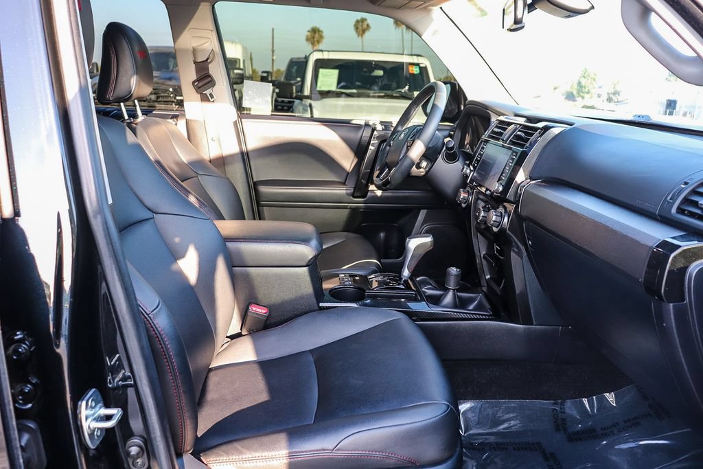 Used 2021 Toyota 4Runner TRD Off-Road Premium w/ Moonroof Package AWD/4WD image 20