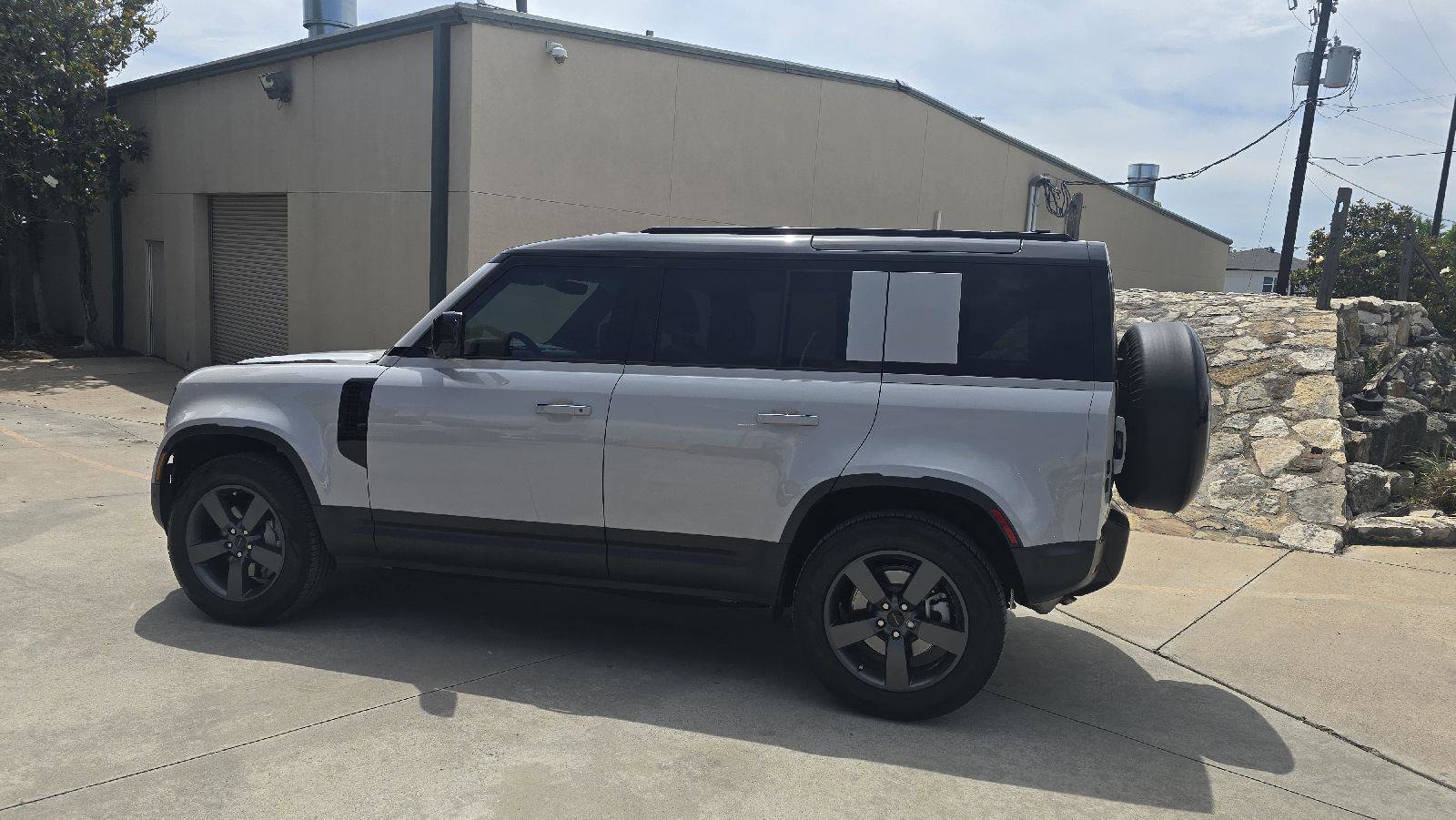 Certified 2026 Land Rover Defender 110 S AWD/4WD image 2