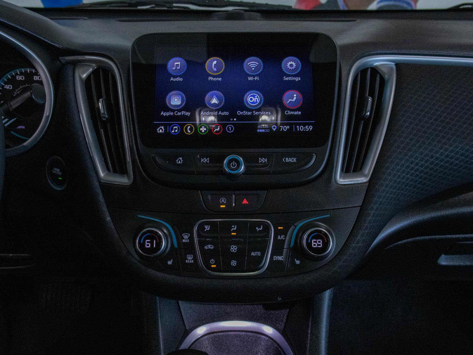 Used 2023 Chevrolet Malibu LT image 4