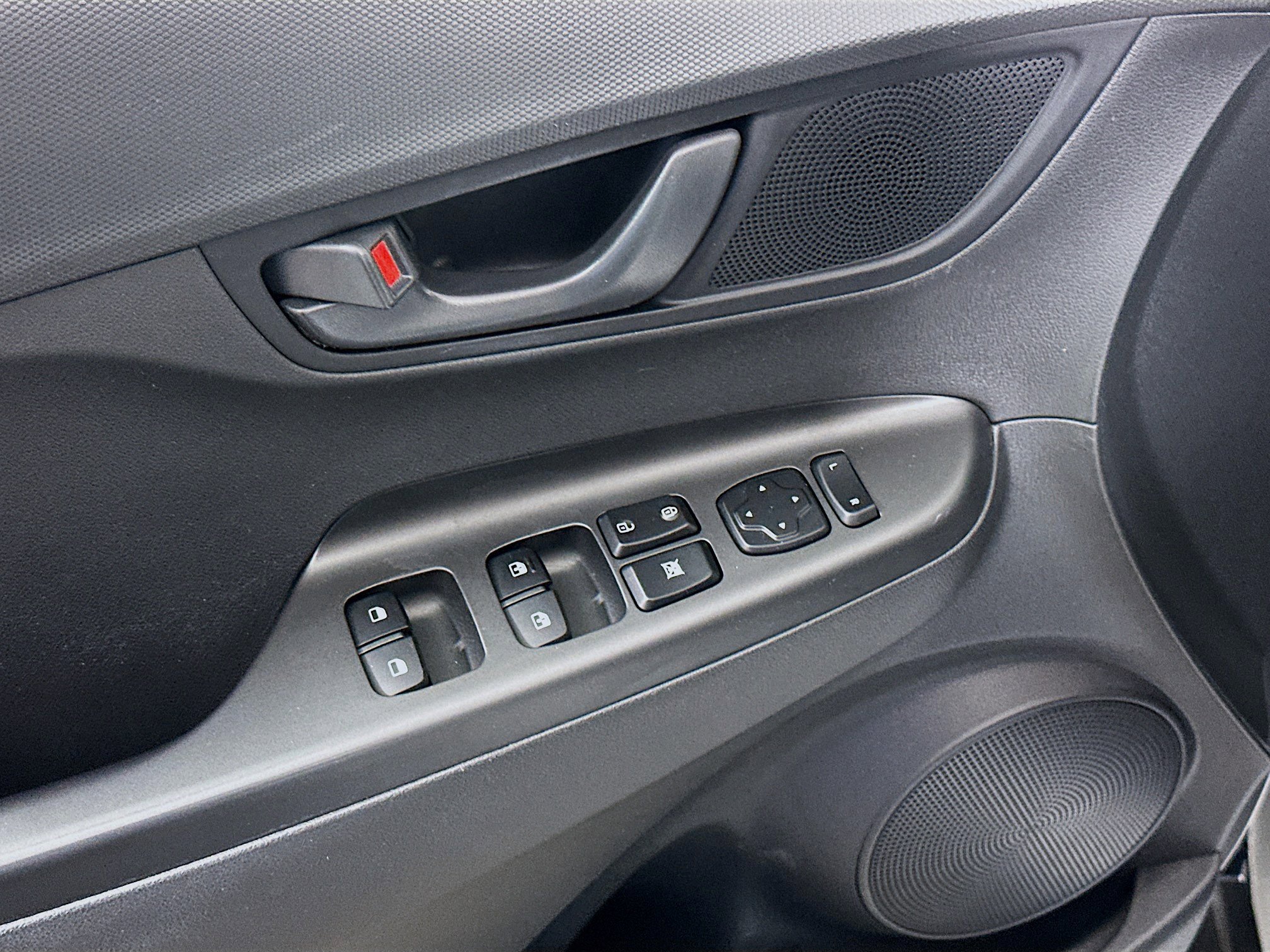 Used 2020 Hyundai Kona SEL image 15